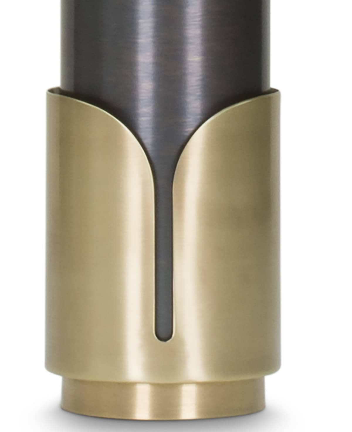 huxley-brass-bronze-table-lamp-closeup-4050