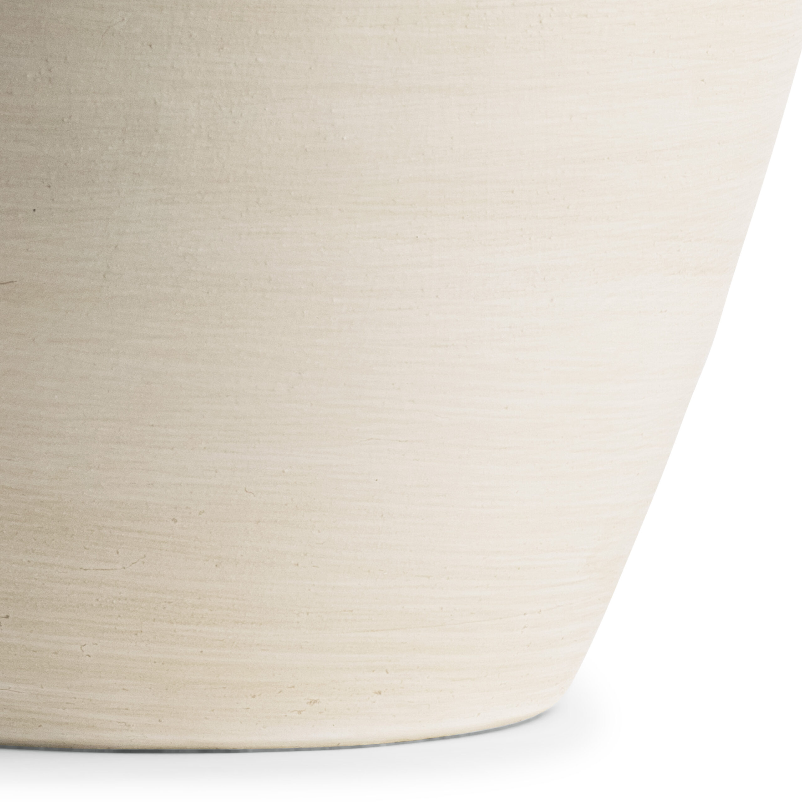 bruno-white-ceramic-vase-closeup-7158