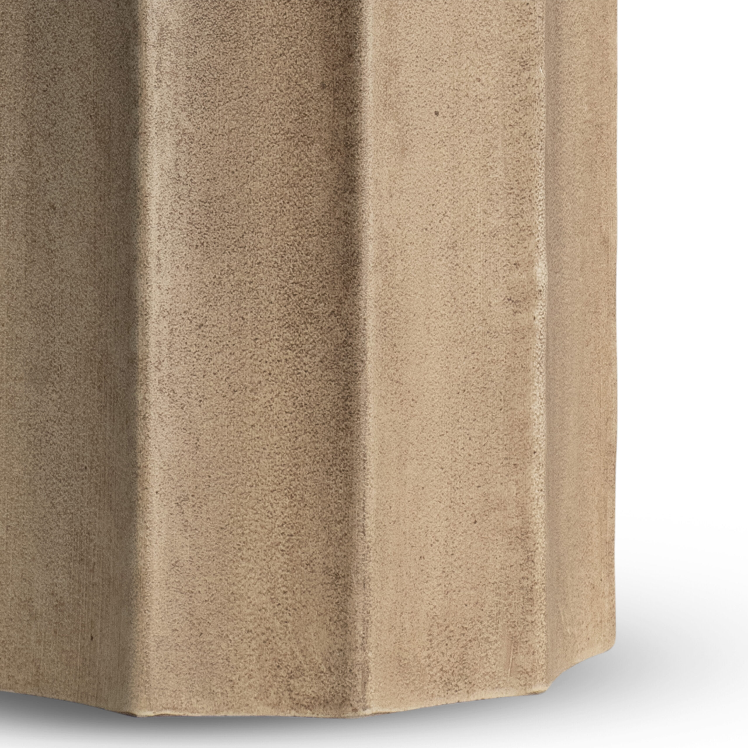 capri-sand-glass-table-lamp-closeup-4403