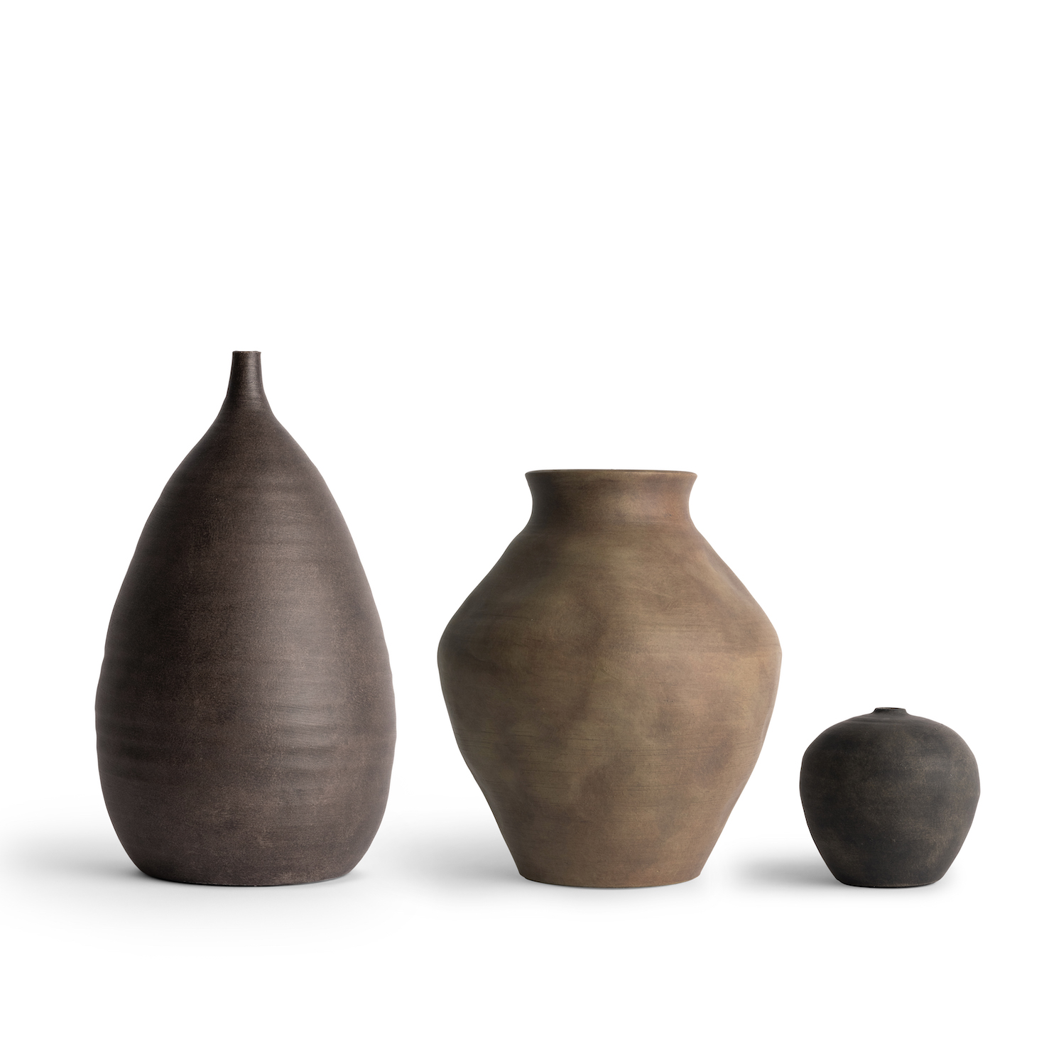 cynthia-brown-ceramic-vase-group-04-7103