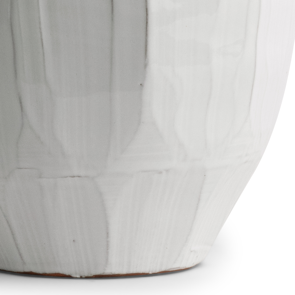 jodie-grey-ceramic-table-lamp-closeup-4667