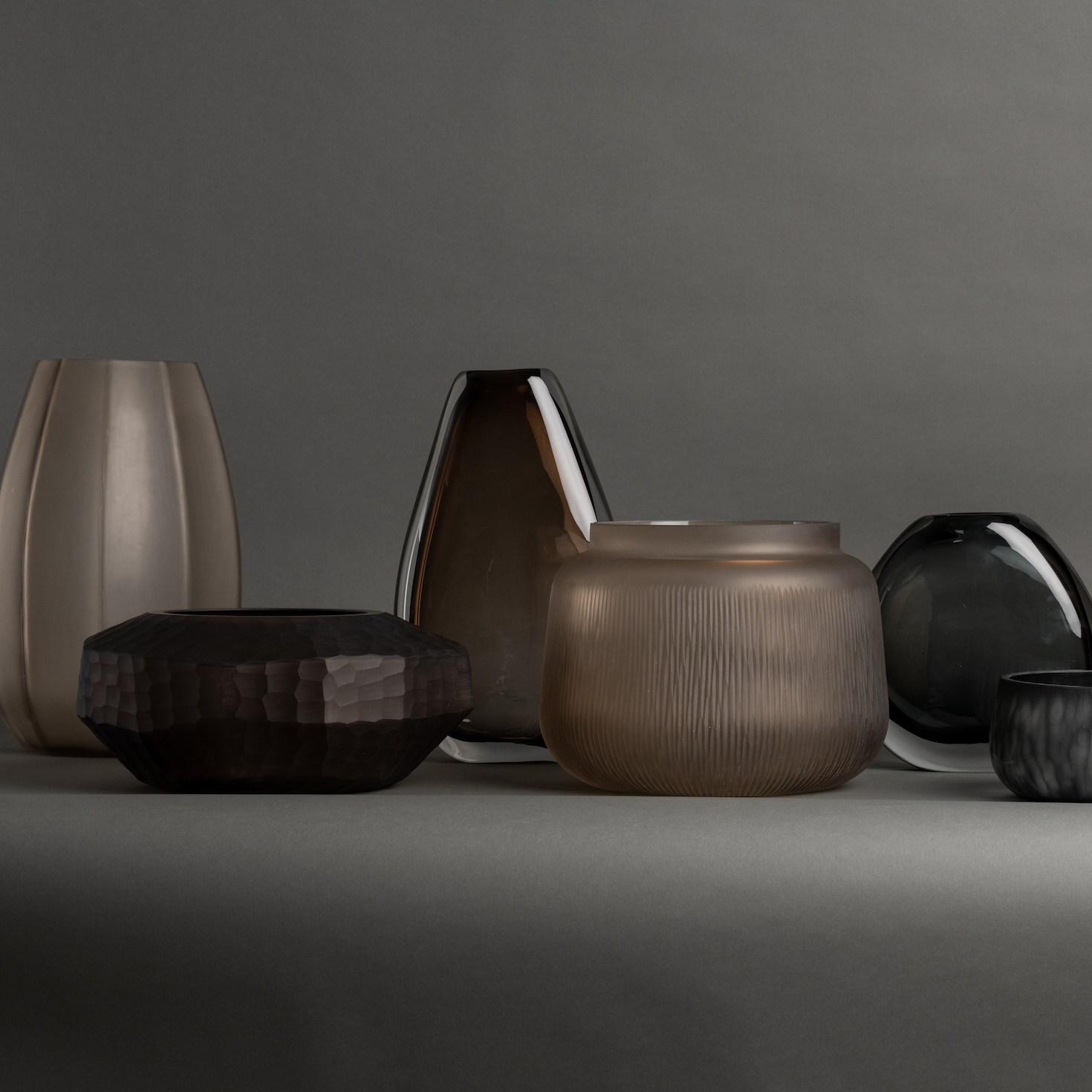 kayla-brown-glass-vase-group-03-7131