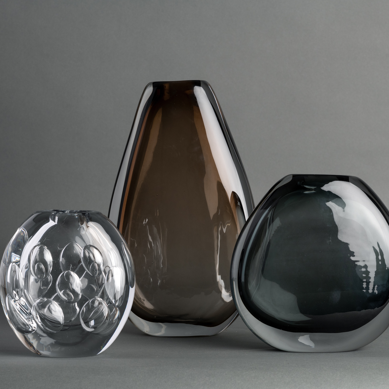 whitney-clear-glass-vase-group-01-7122