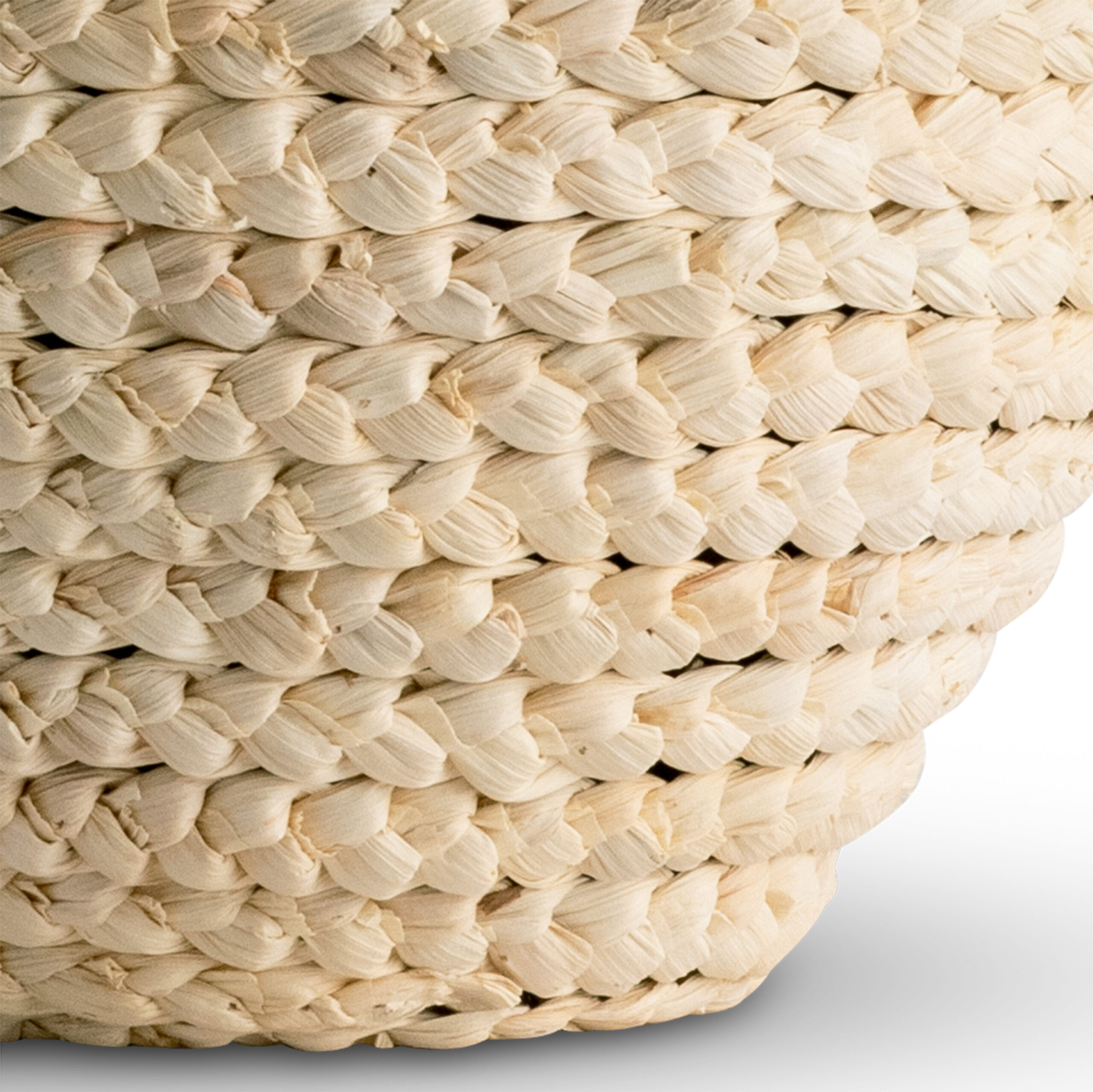 oristano-oatmeal-corn-husk-table-lamp-closeup-4695