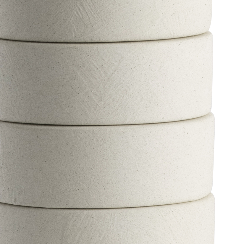 romolo-white-ceramic-table-lamp-closeup-4719