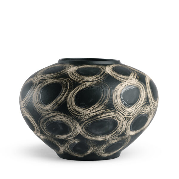 FlowDecor Wren Vase in  (# 7220)