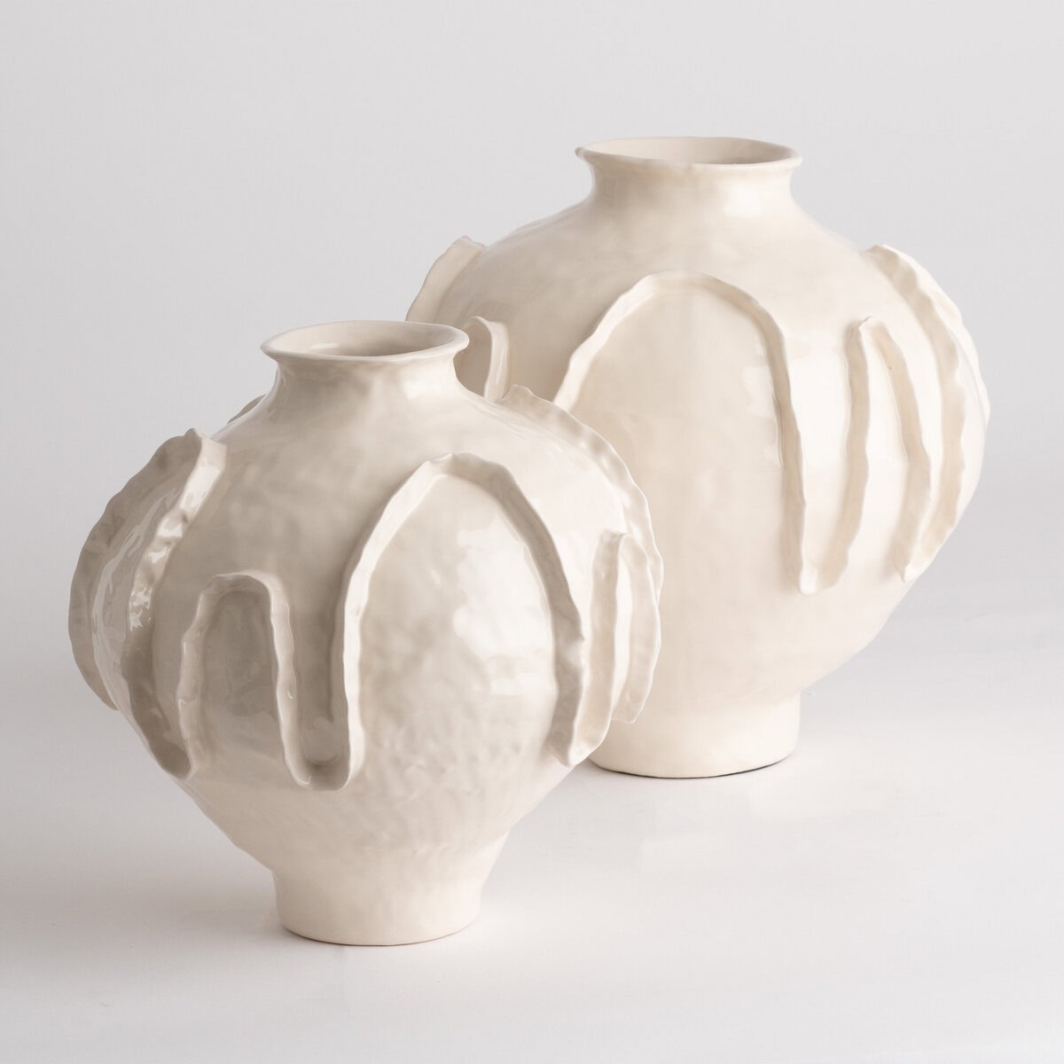 basel-large-white-ceramic-vase-group-01-7284