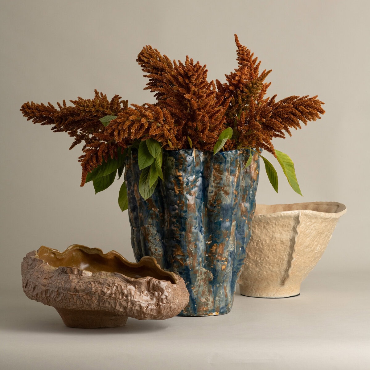 demitra-blue-brown-ceramic-vase-group-01-7285
