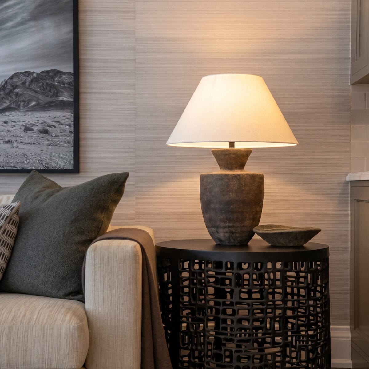 jasper-brown-ceramic-table-lamp-lifestyle-01-4746